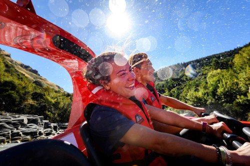 Queenstown Family Adventure with Teenagers: Thrills, Views, and Local Fun 